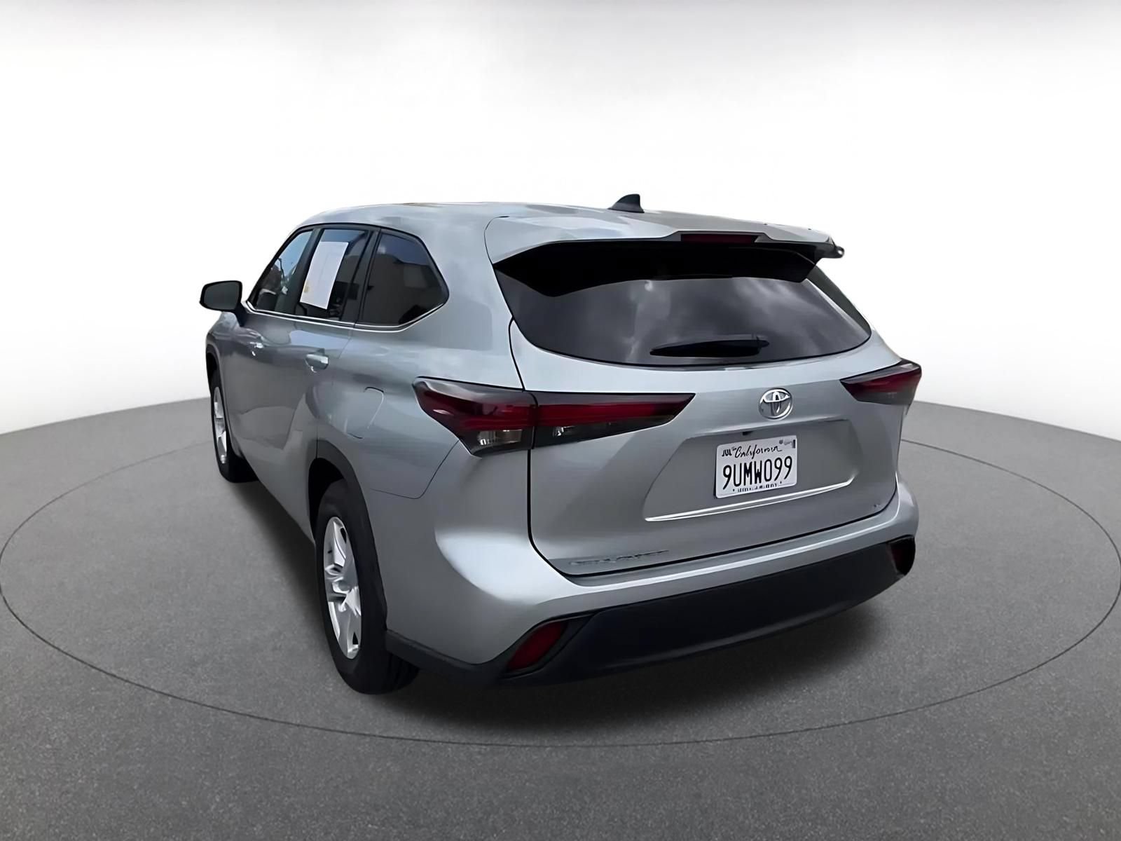 Thumbnail: 2025 Toyota Highlander - 9