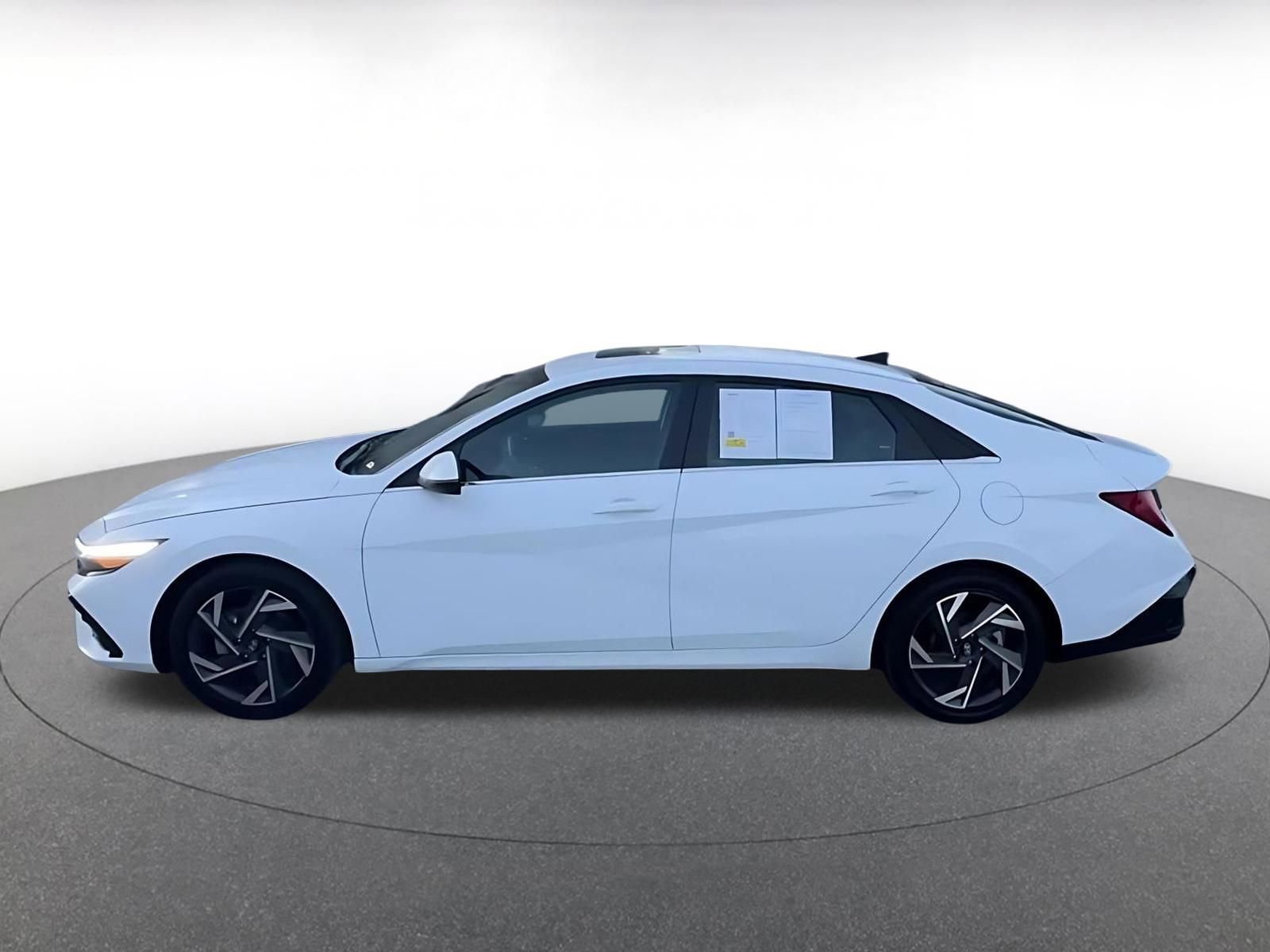 Thumbnail: 2025 Hyundai Elantra - 11