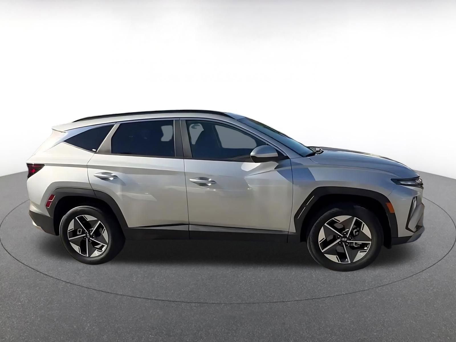 Thumbnail: 2025 Hyundai Tucson - 16