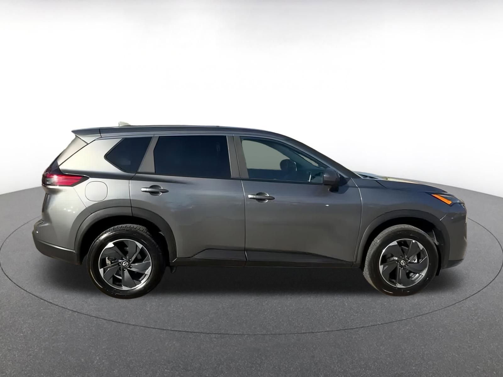 Thumbnail: 2024 Nissan Rogue - 15