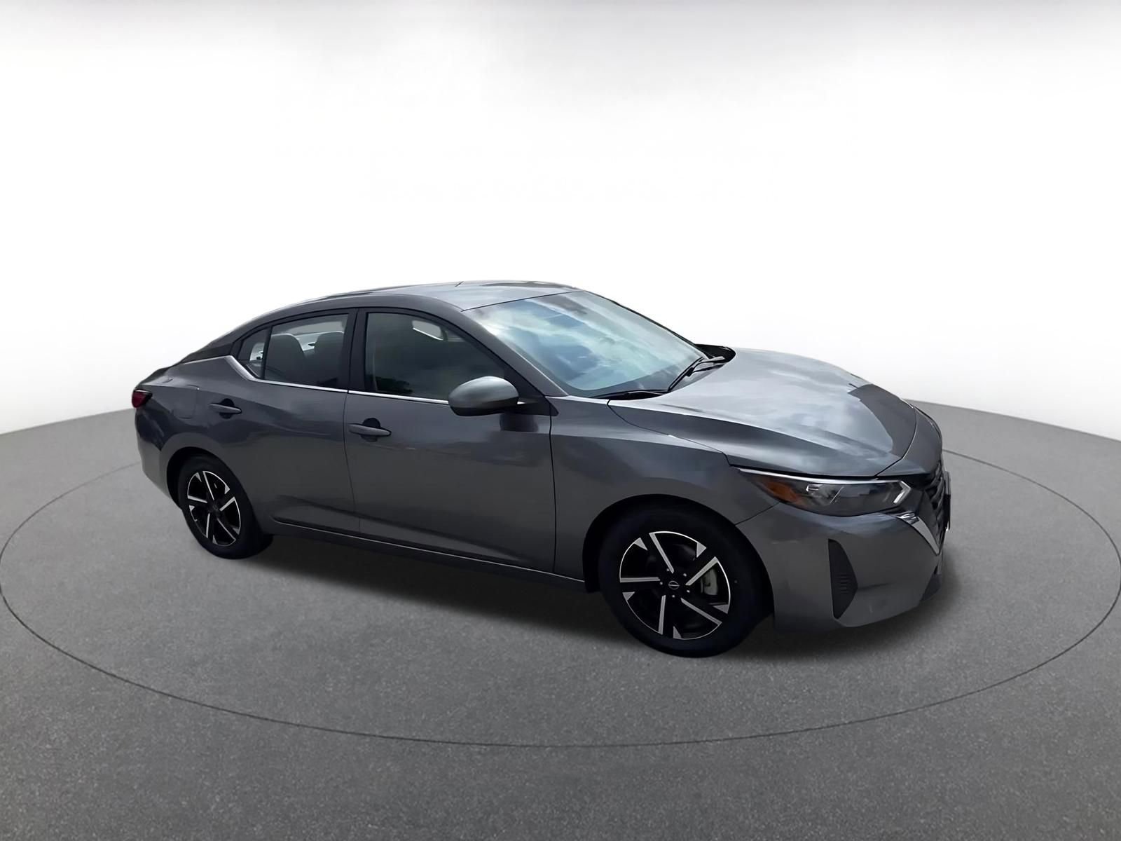 Thumbnail: 2025 Nissan Sentra - 2