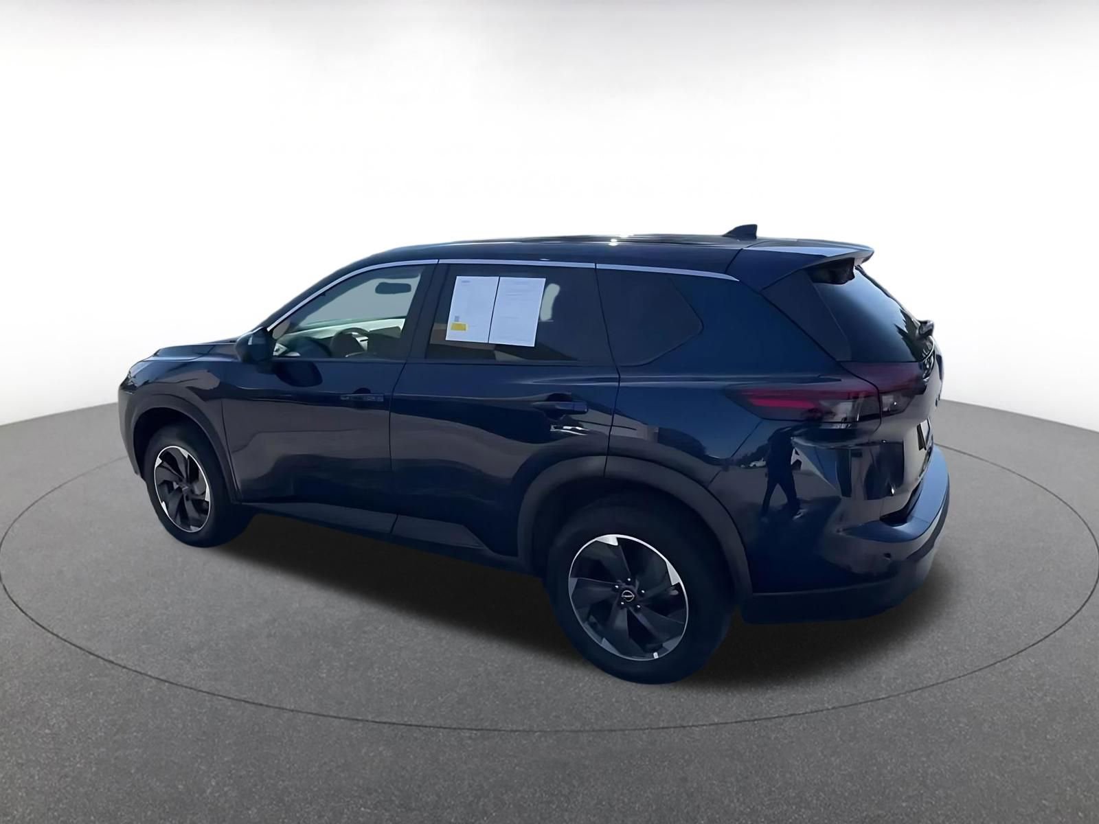 Thumbnail: 2025 Nissan Rogue - 10