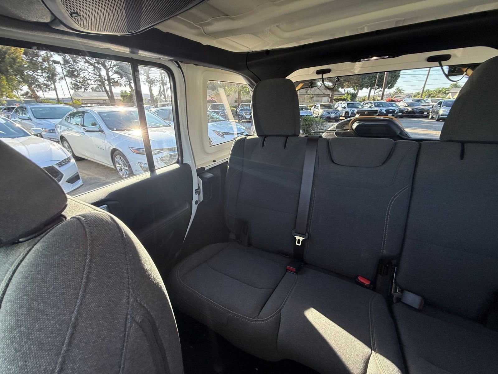 Thumbnail: 2025 Jeep Wrangler - 35