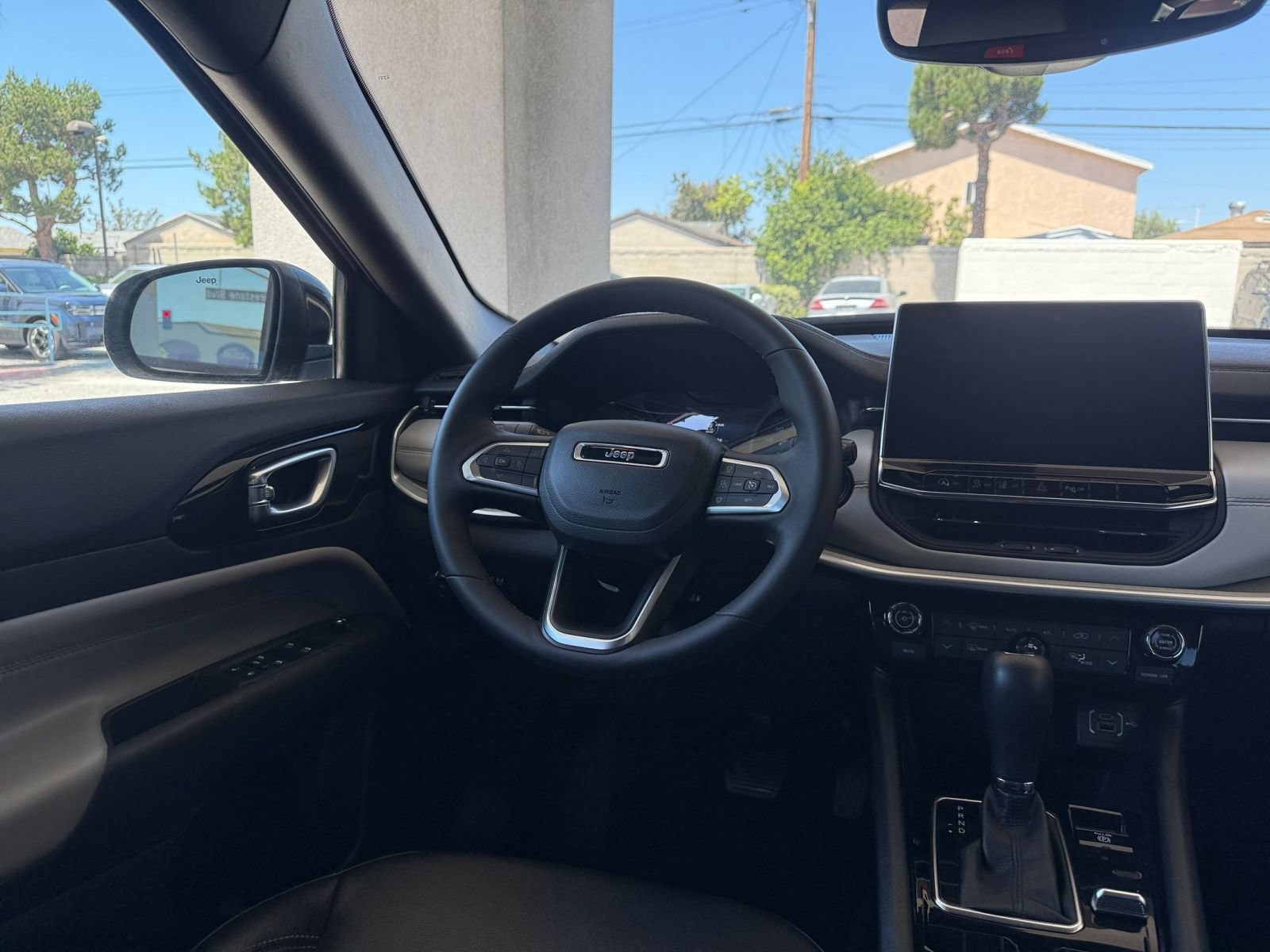 Thumbnail: 2025 Jeep Compass - 32