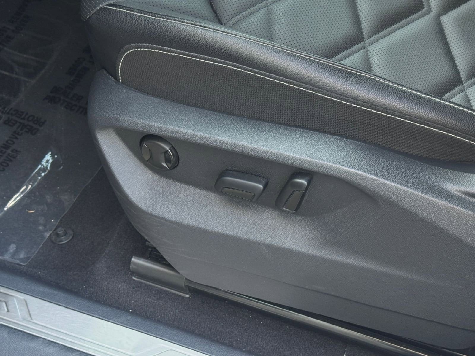 Thumbnail: 2025 Volkswagen Atlas - 23