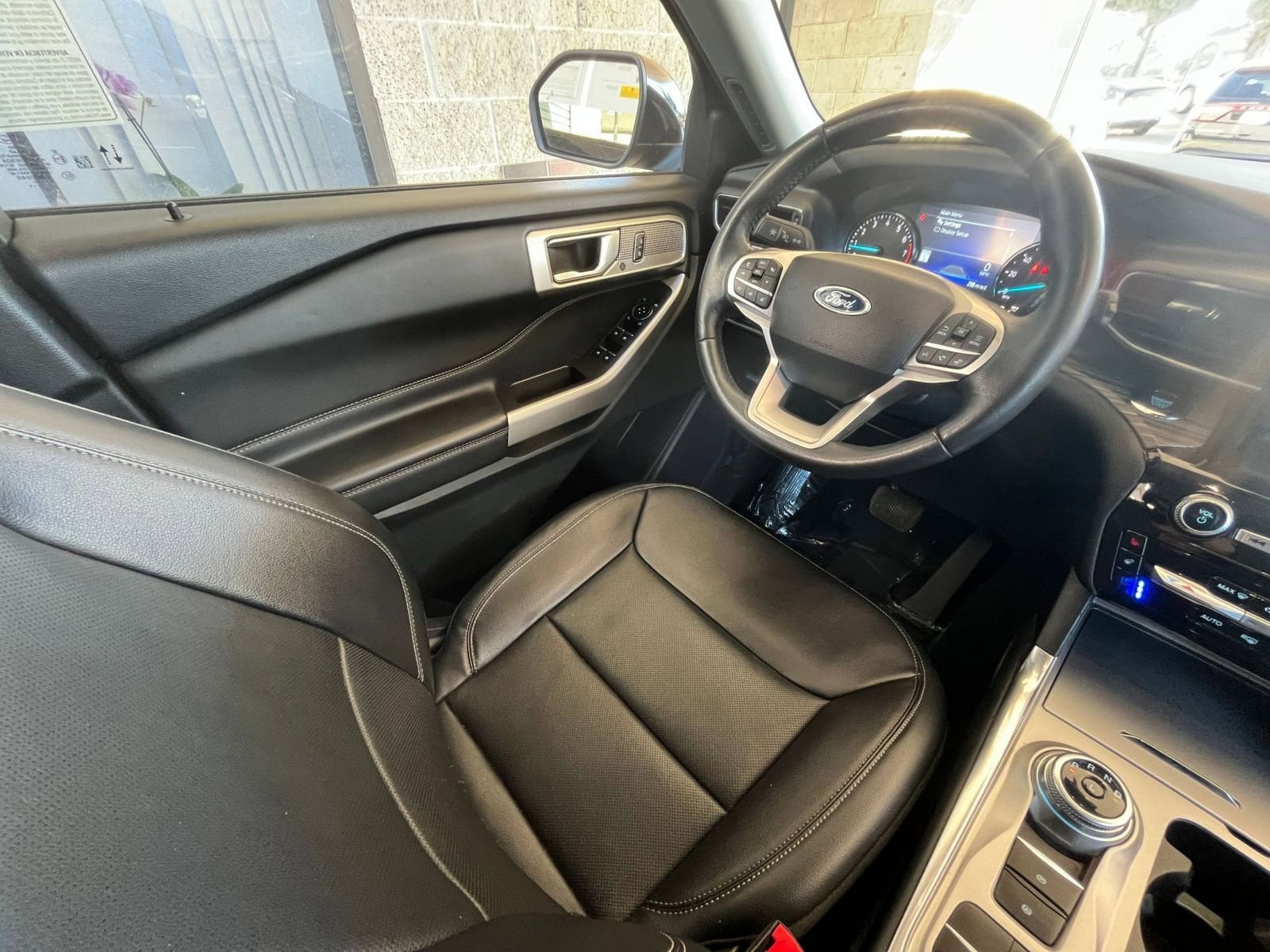 Thumbnail: 2023 Ford Explorer - 35