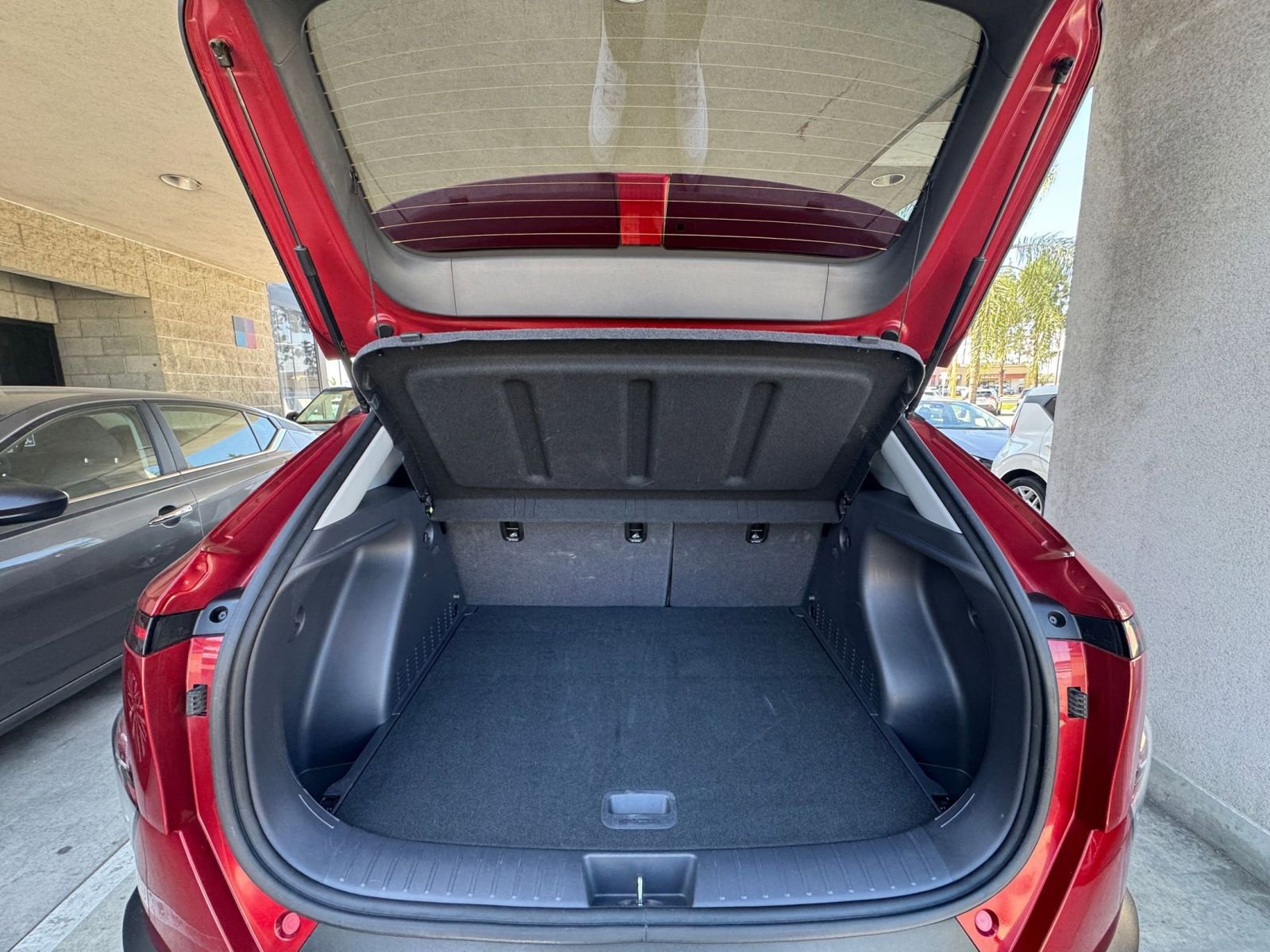 Thumbnail: 2025 Hyundai Kona - 32