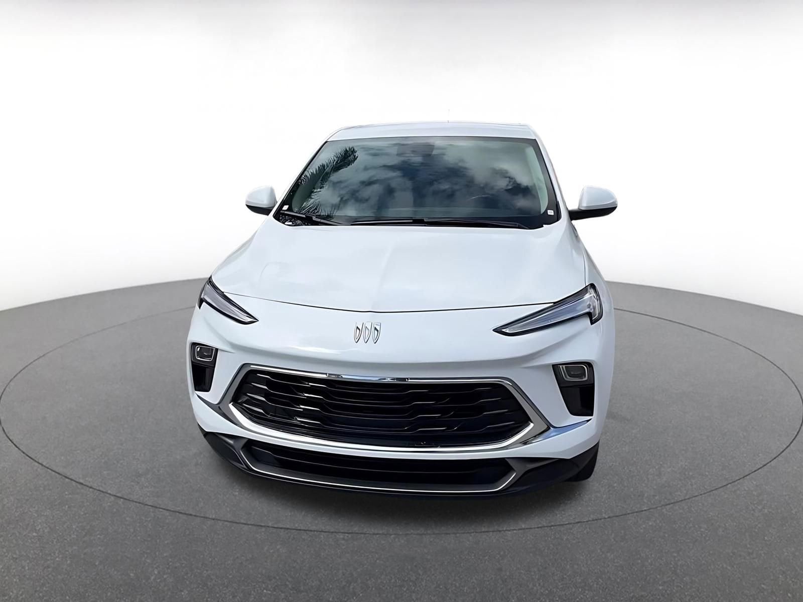 Thumbnail: 2025 Buick Encore GX - 3