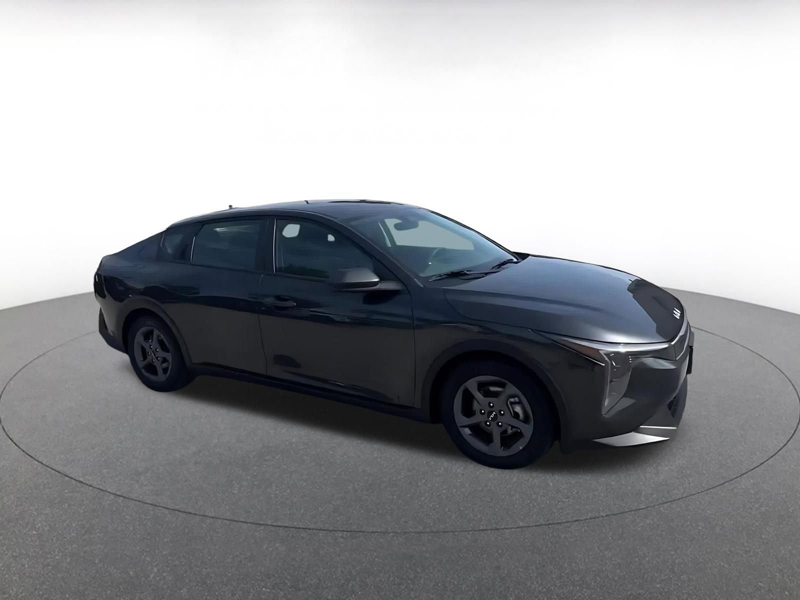 Thumbnail: 2025 Kia K4 - 2