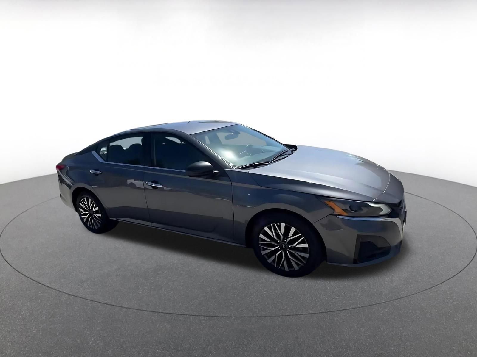 Thumbnail: 2025 Nissan Altima - 2