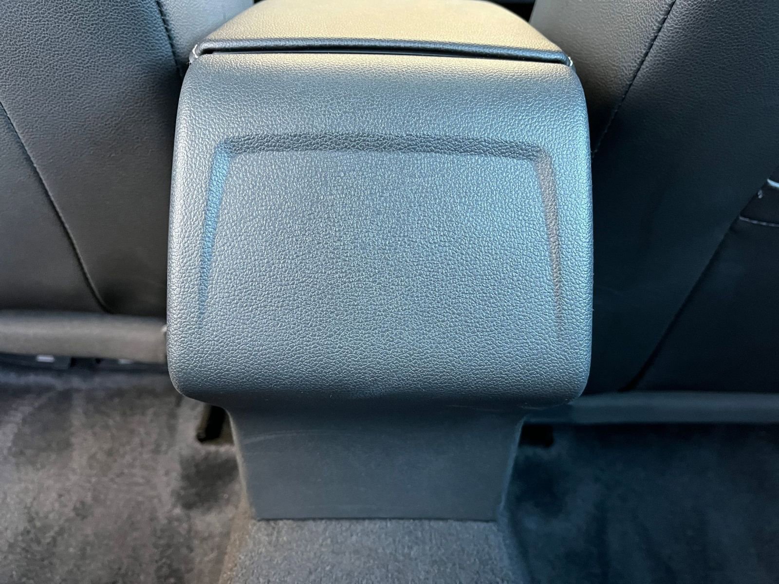 Thumbnail: 2025 Volkswagen Jetta - 24