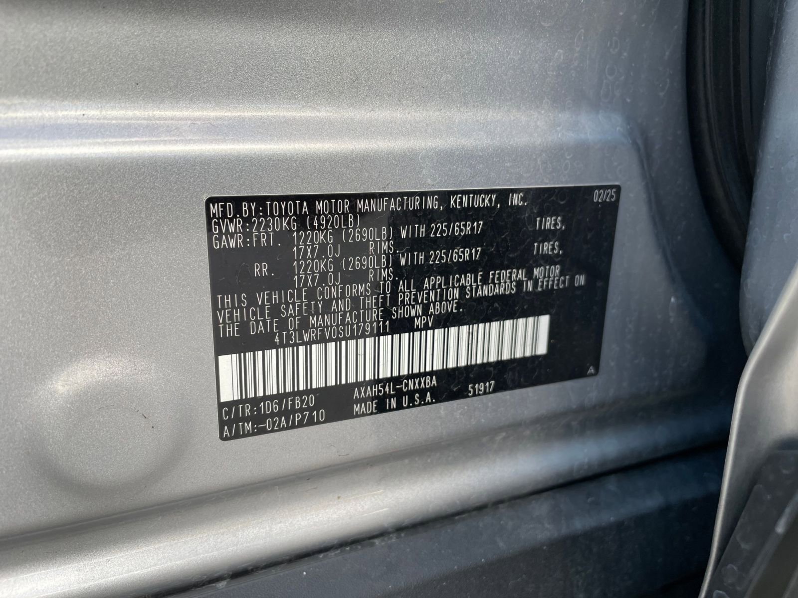 Thumbnail: 2025 Toyota RAV4 - 29