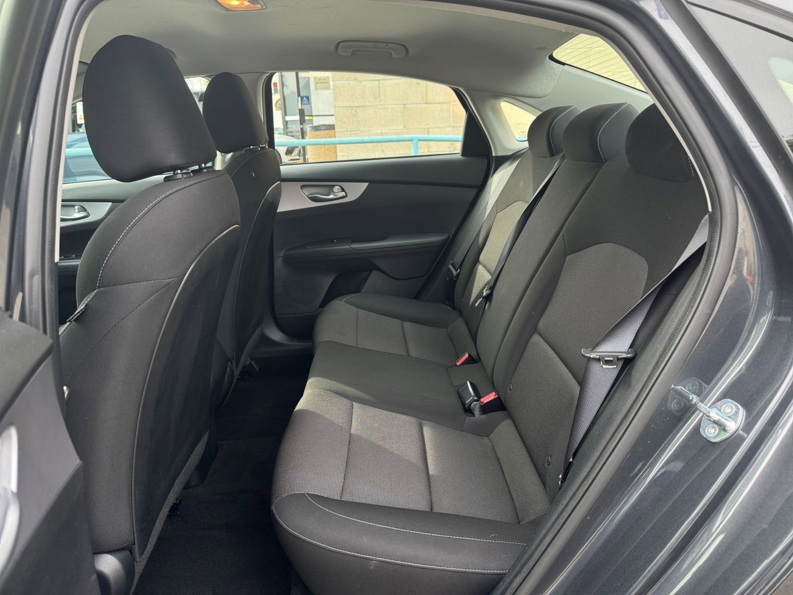 Thumbnail: 2023 Kia Forte - 23