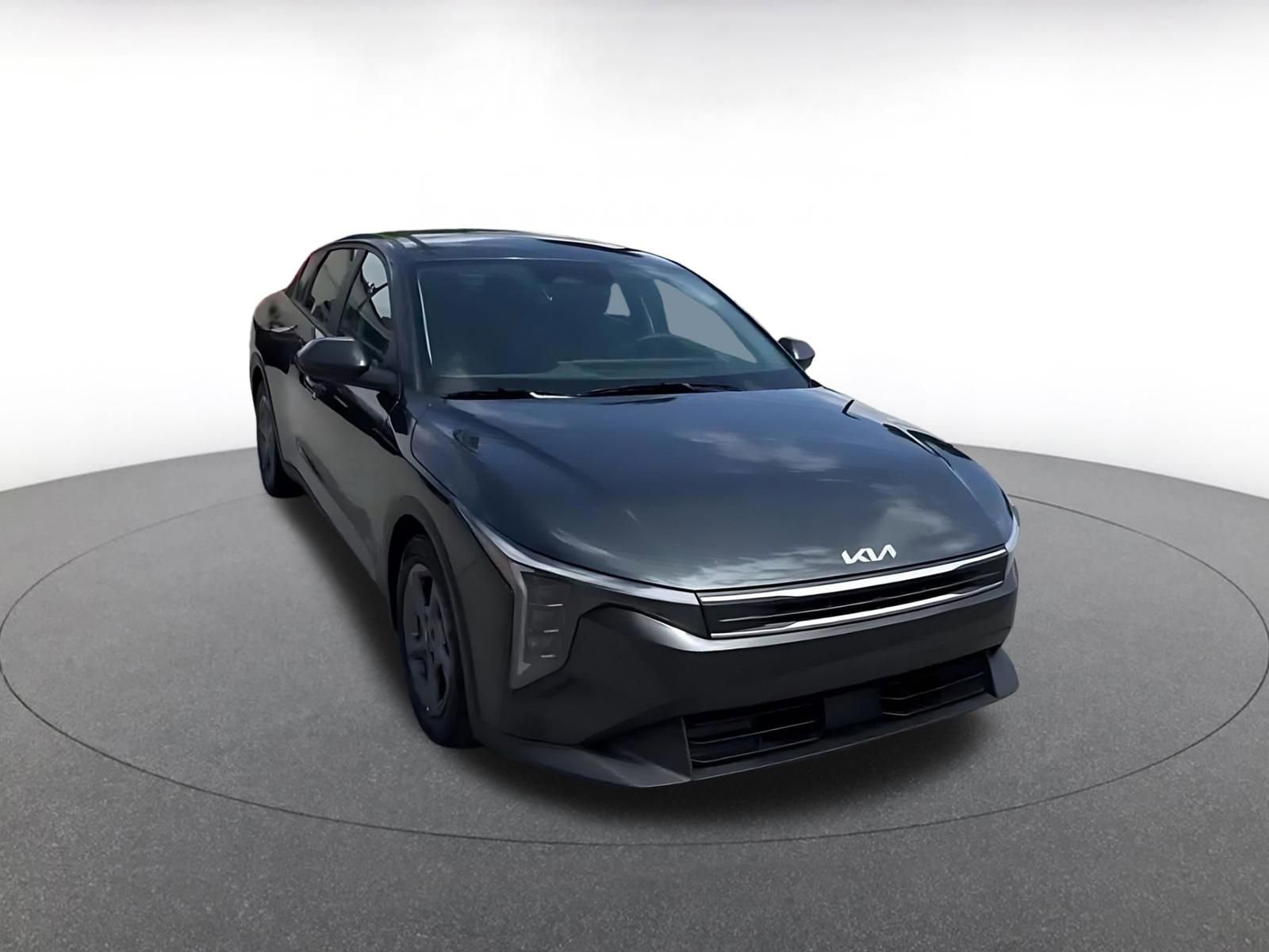 Thumbnail: 2025 Kia K4 - 3