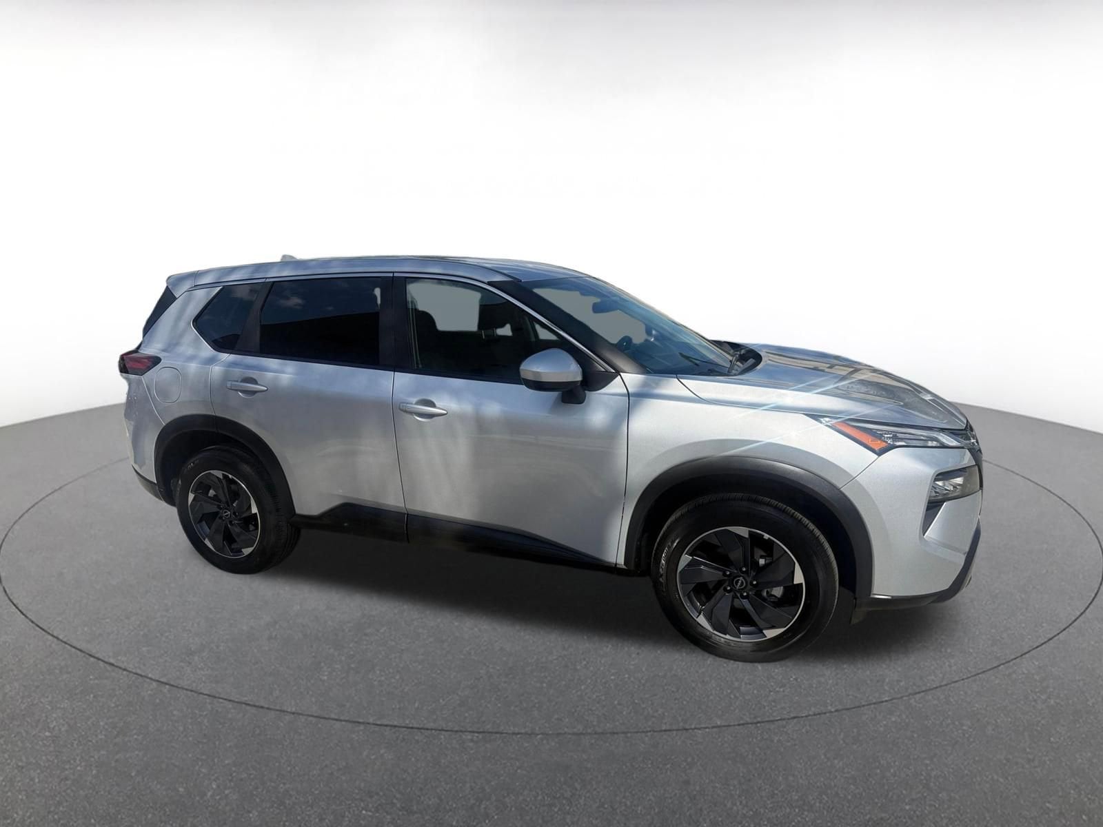 Thumbnail: 2025 Nissan Rogue - 1