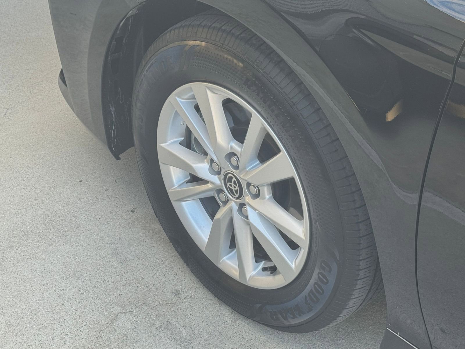 Thumbnail: 2025 Toyota Camry - 29