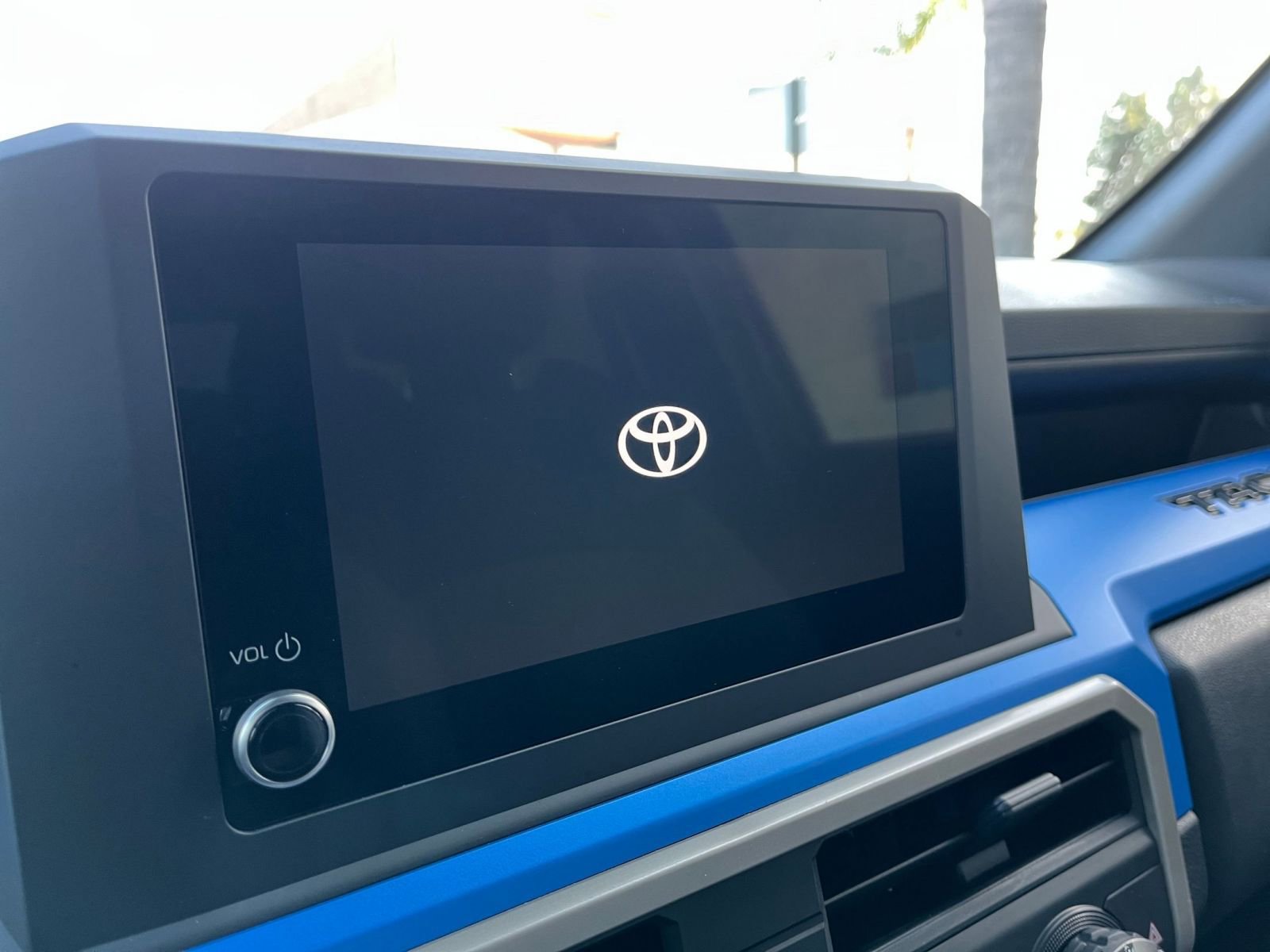 Thumbnail: 2025 Toyota Tacoma - 21