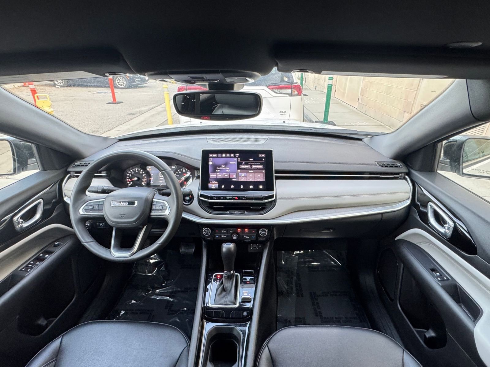 Thumbnail: 2025 Jeep Compass - 33