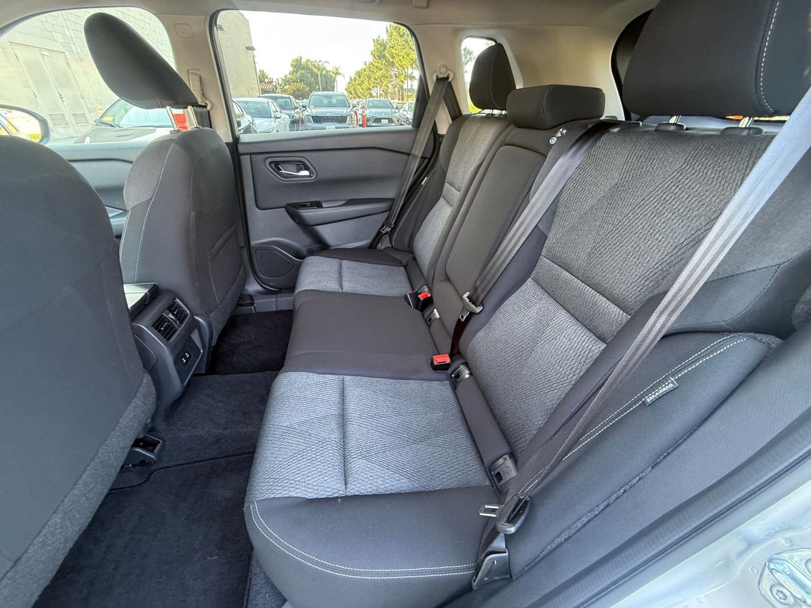 Thumbnail: 2025 Nissan Rogue - 24