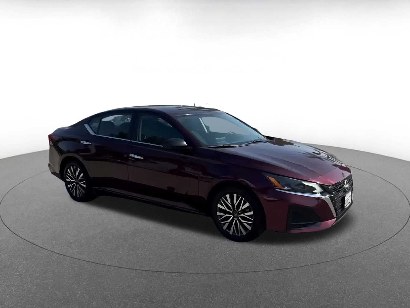 Thumbnail: 2024 Nissan Altima - 2