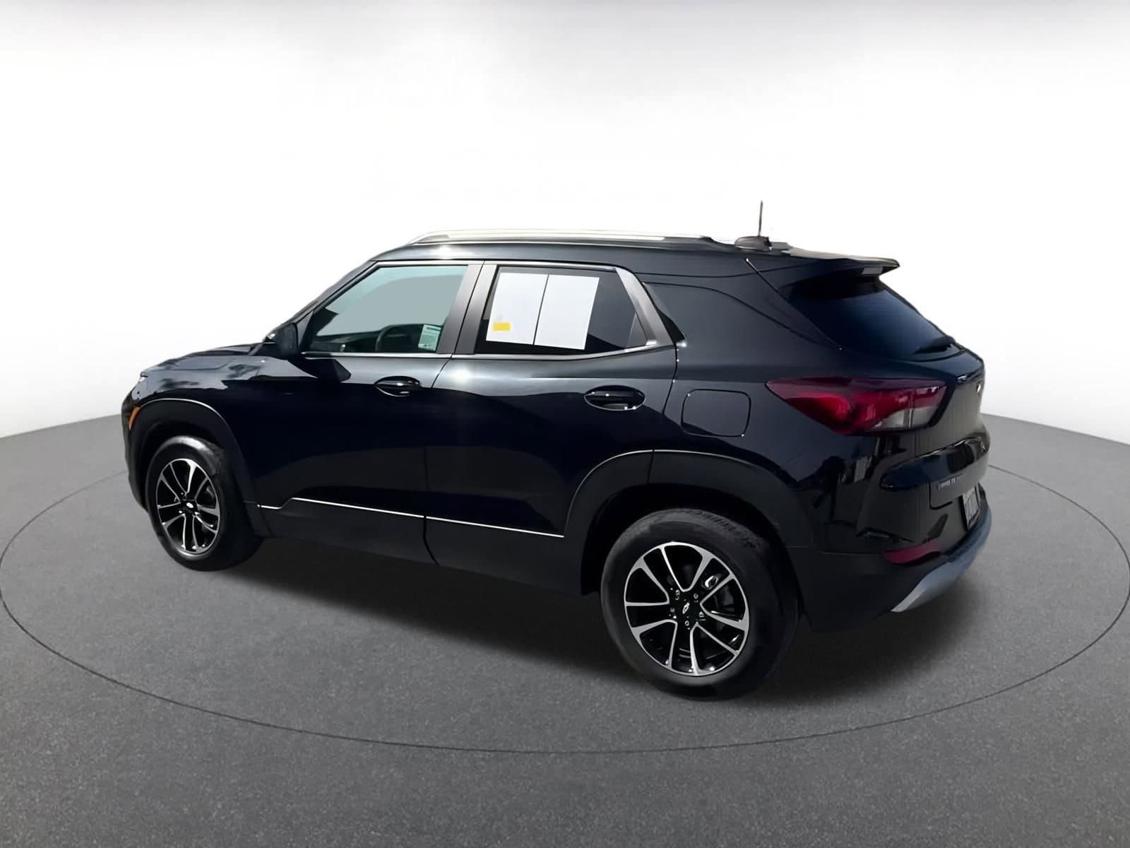 Thumbnail: 2025 Chevrolet TrailBlazer - 10