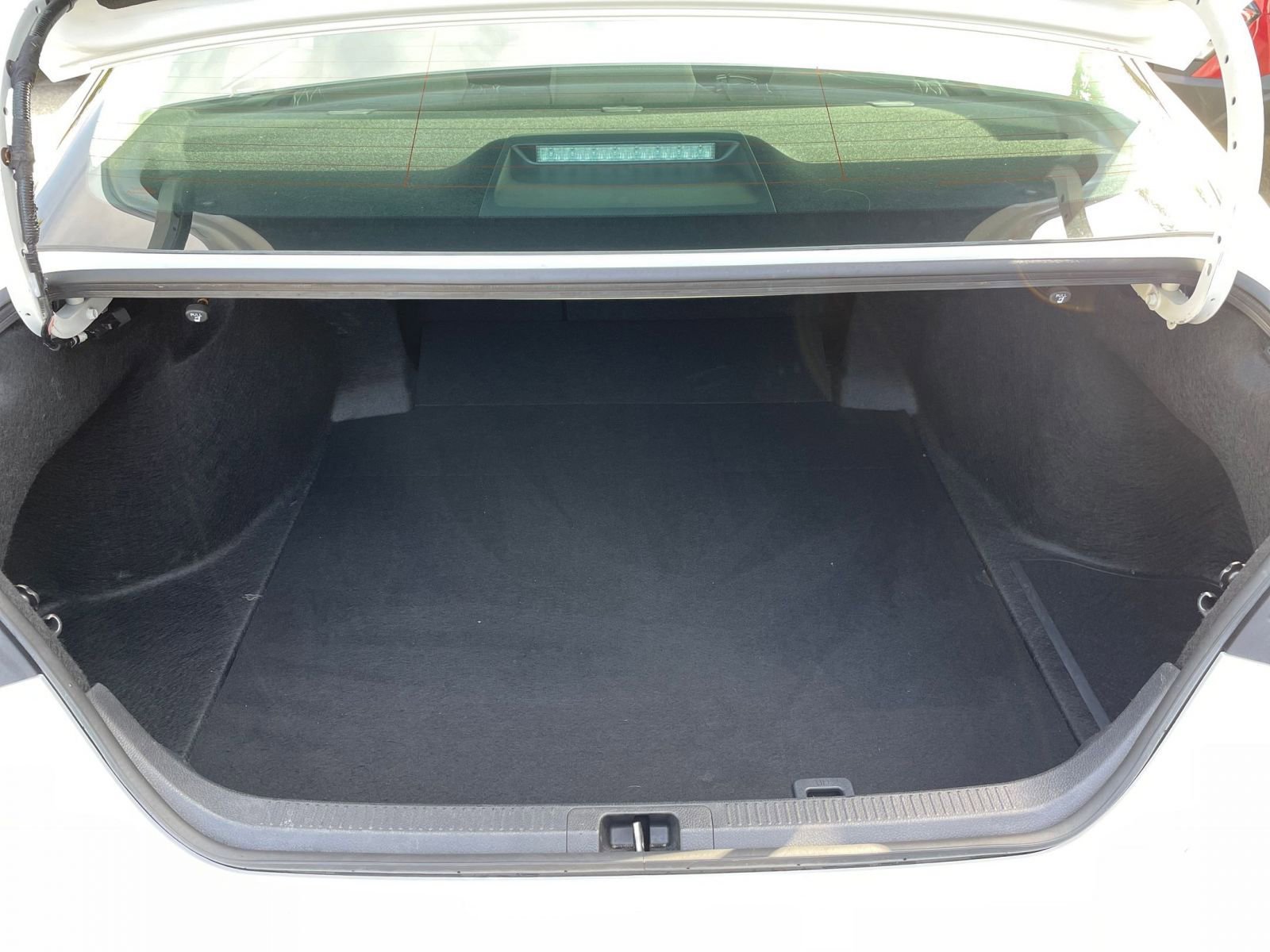 Thumbnail: 2025 Toyota Camry - 31