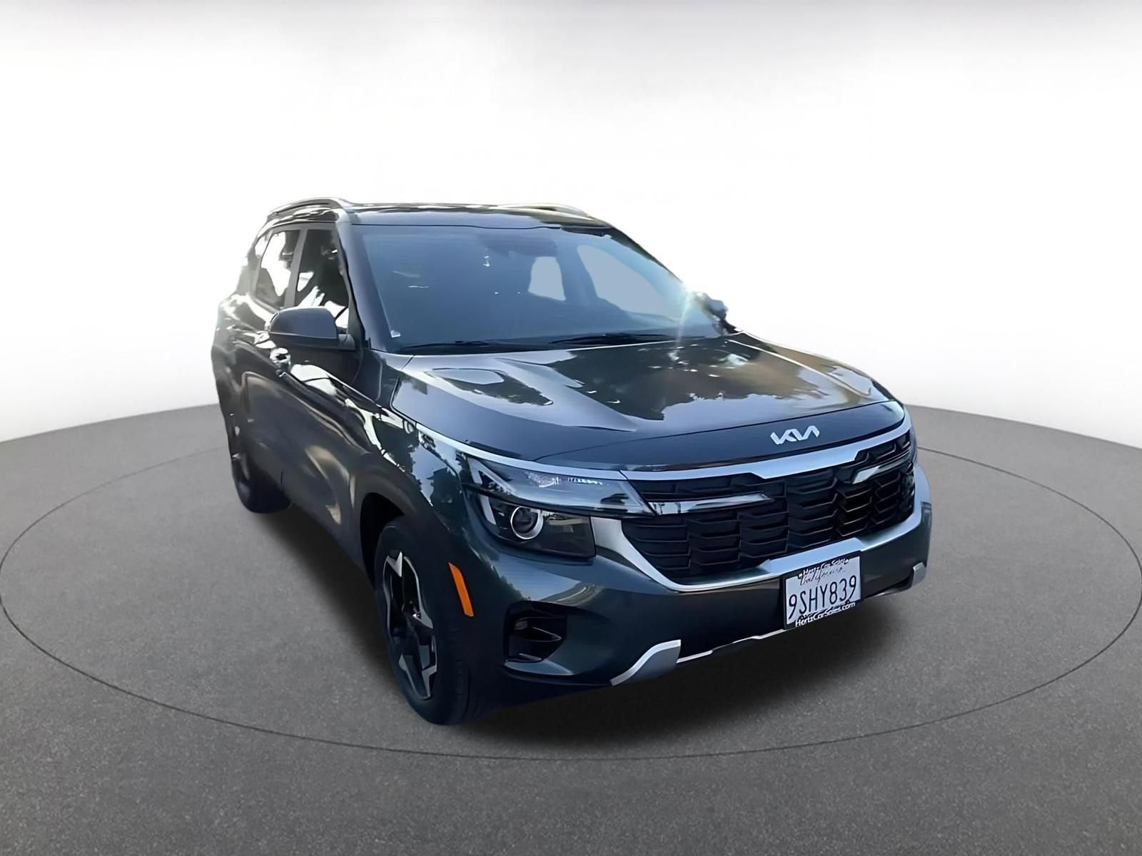 Thumbnail: 2025 Kia Seltos - 3