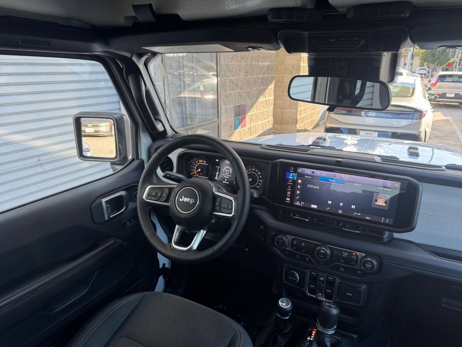 Thumbnail: 2025 Jeep Wrangler - 33