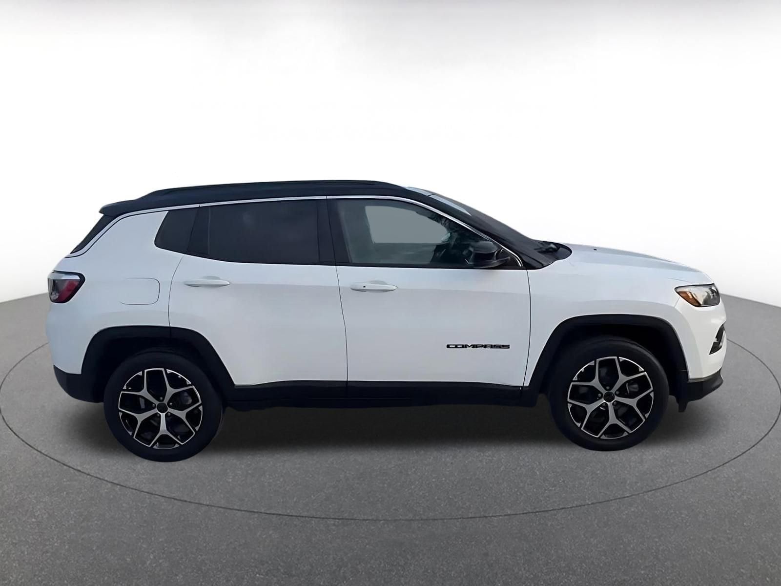 Thumbnail: 2025 Jeep Compass - 16
