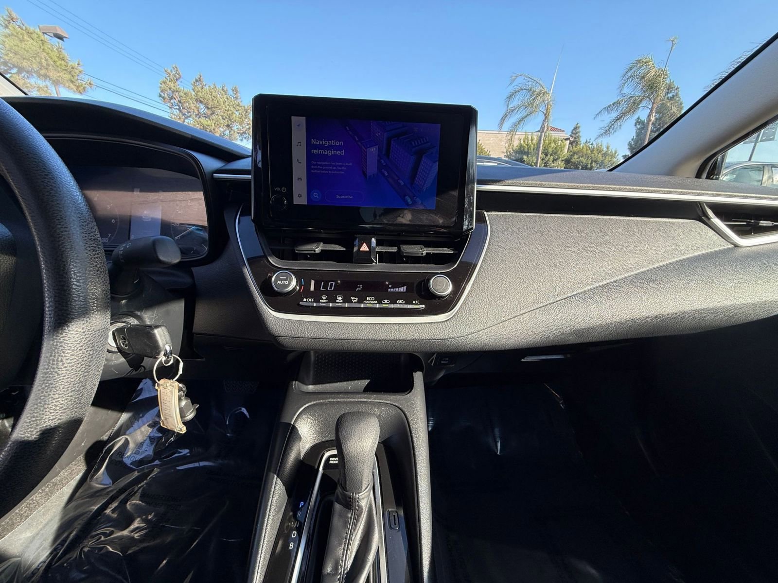 Thumbnail: 2025 Toyota Corolla - 18