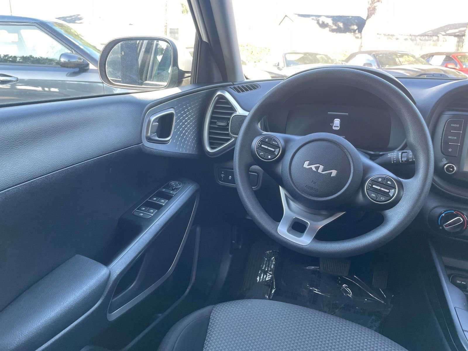 Thumbnail: 2025 Kia Soul - 30