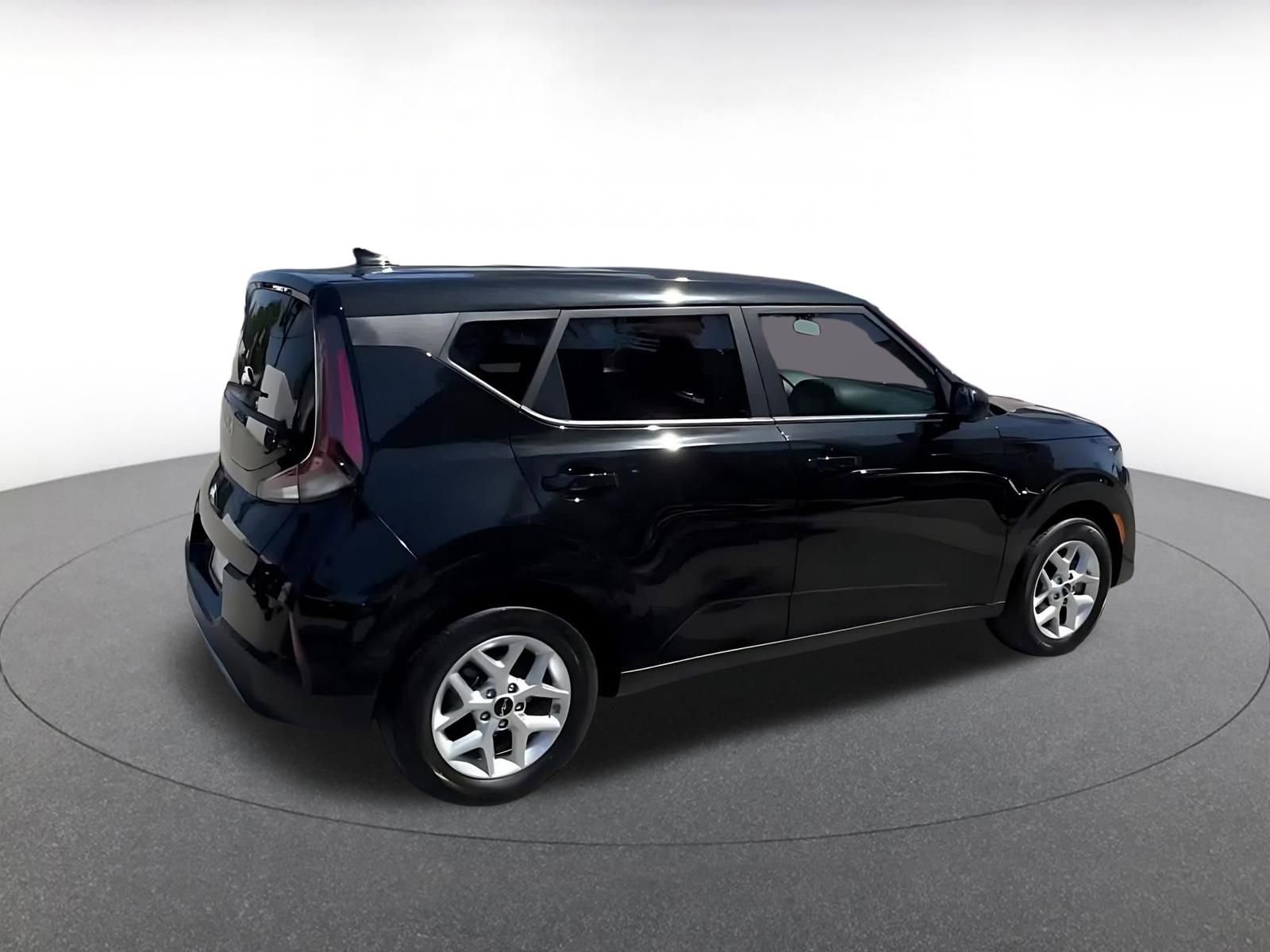 Thumbnail: 2025 Kia Soul - 14