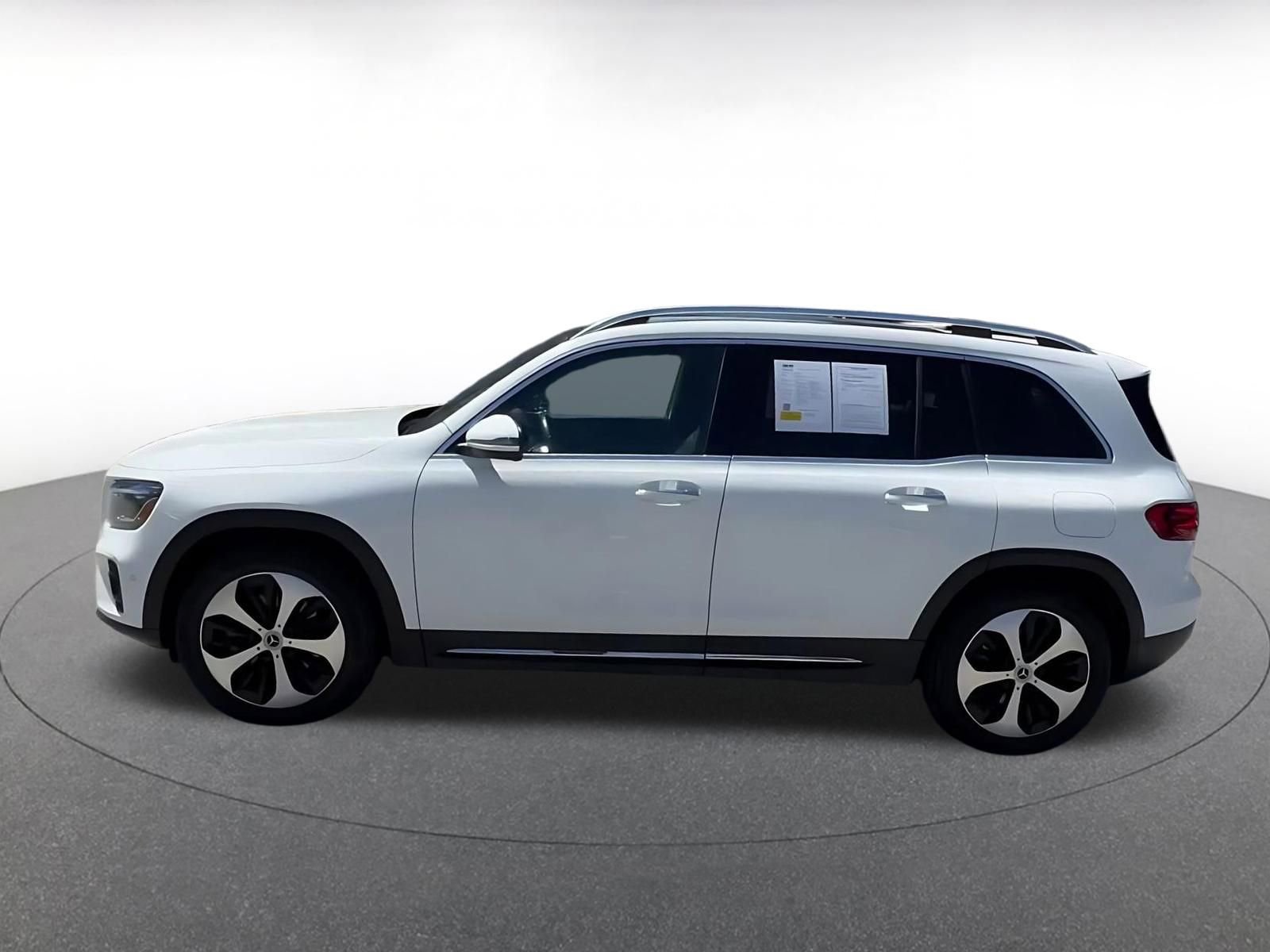 Thumbnail: 2025 Mercedes-Benz GLB - 9