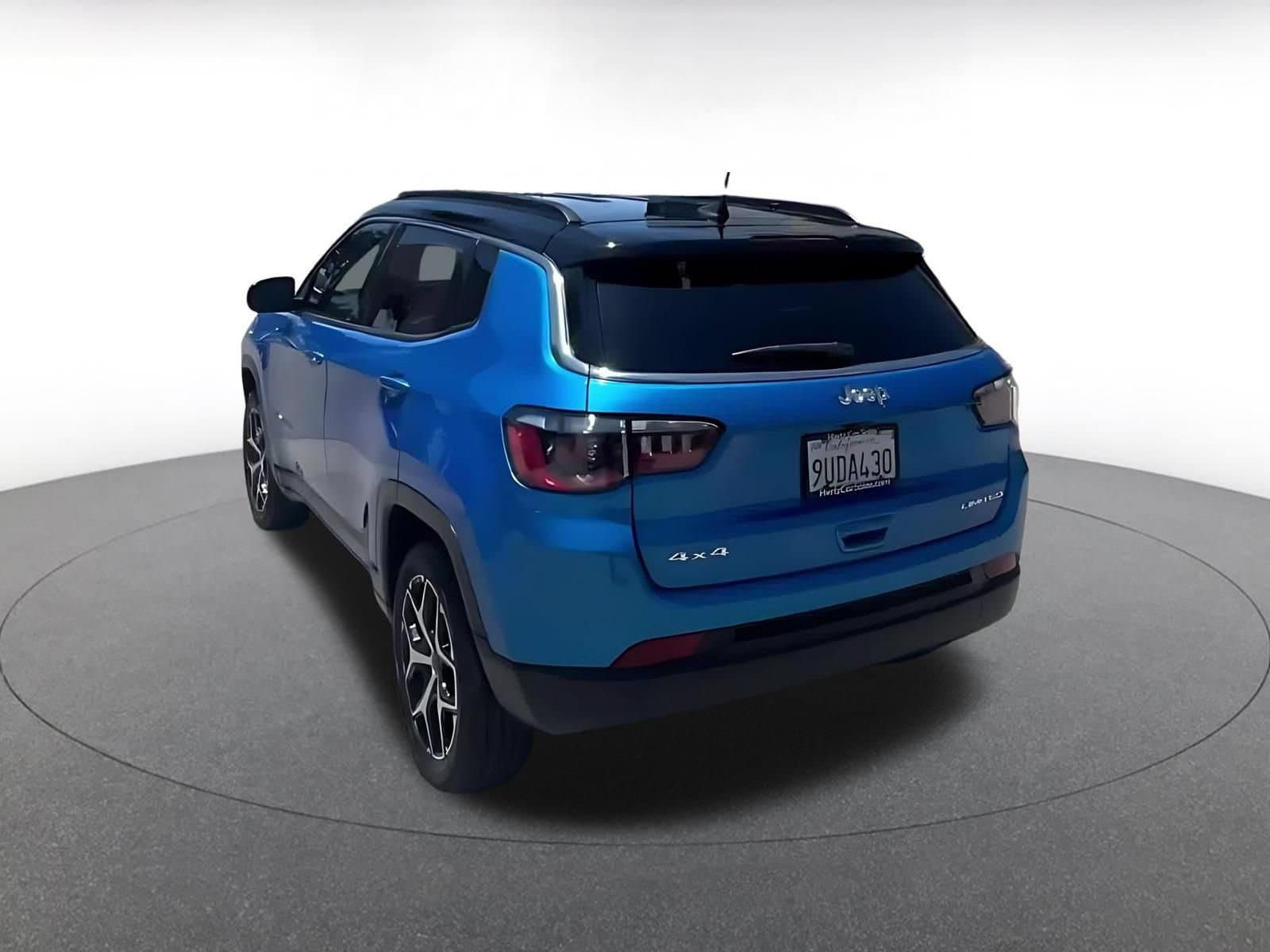 Thumbnail: 2025 Jeep Compass - 11