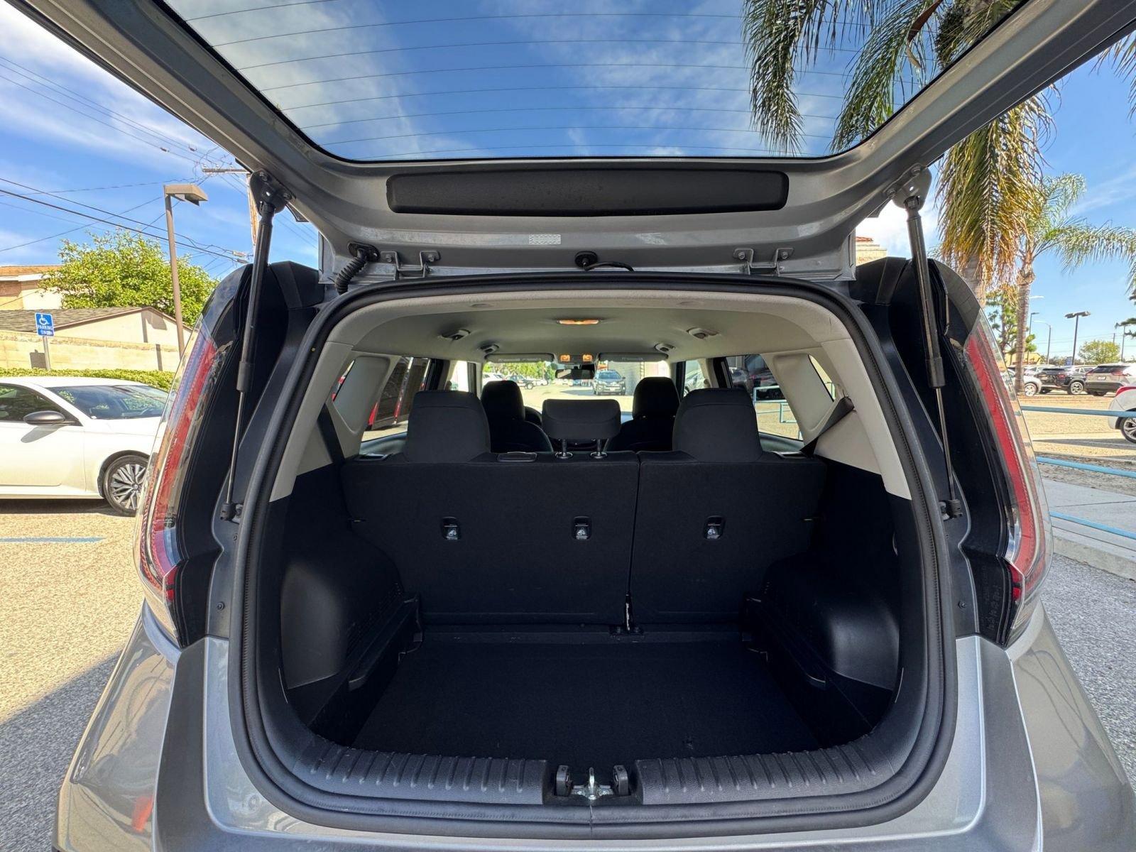 Thumbnail: 2025 Kia Soul - 29