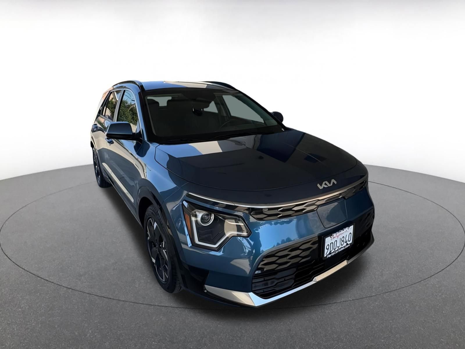 Thumbnail: 2023 Kia Niro - 1