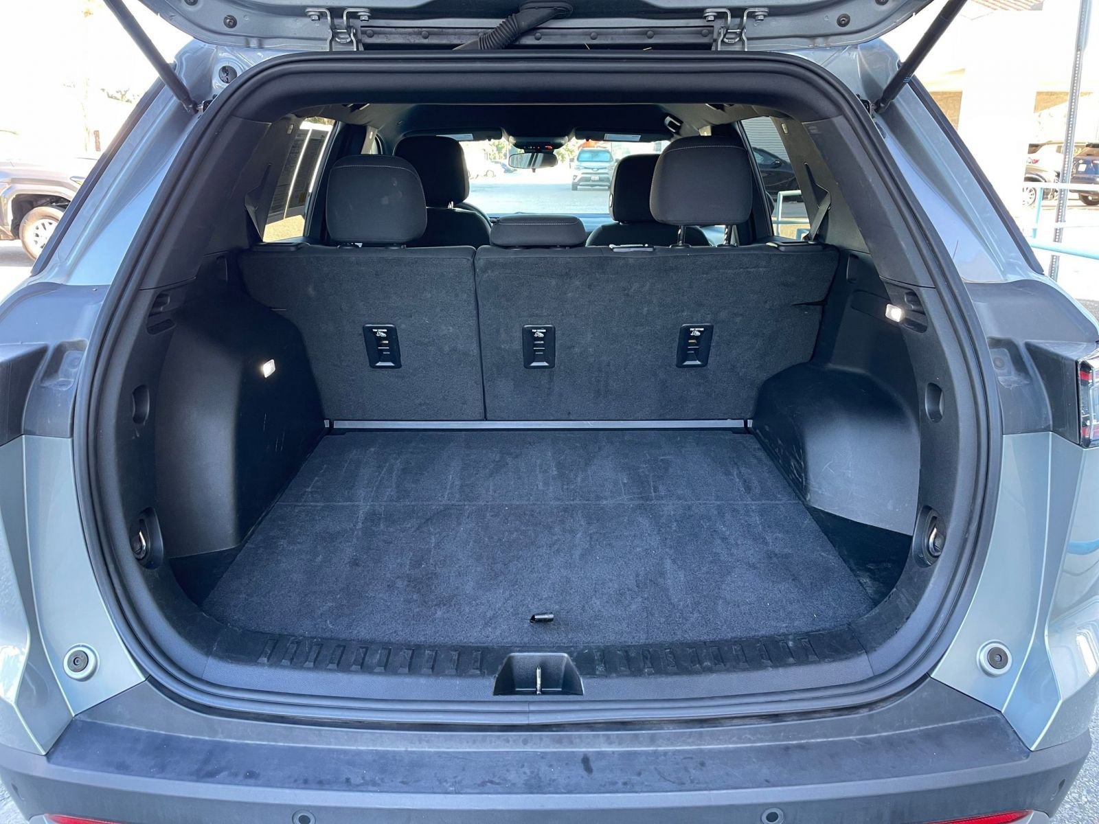 Thumbnail: 2025 Chevrolet Equinox - 31