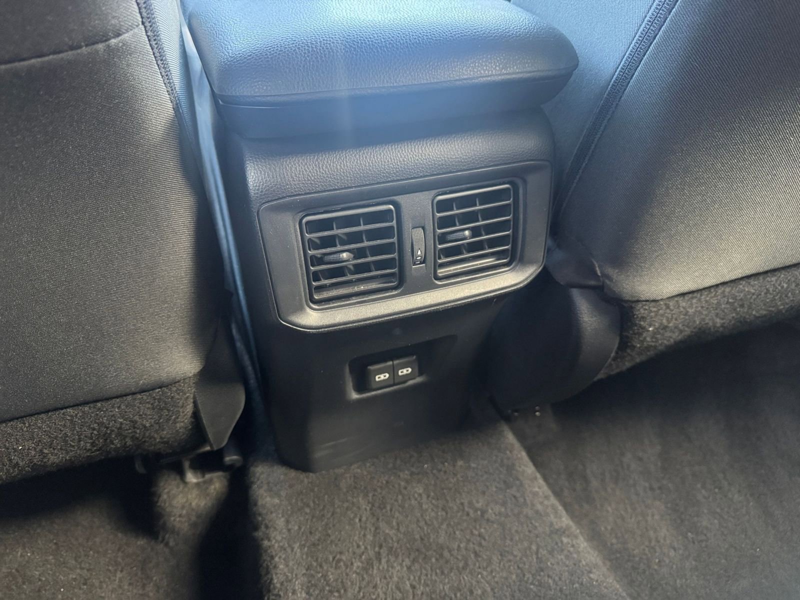 Thumbnail: 2025 Toyota RAV4 - 24