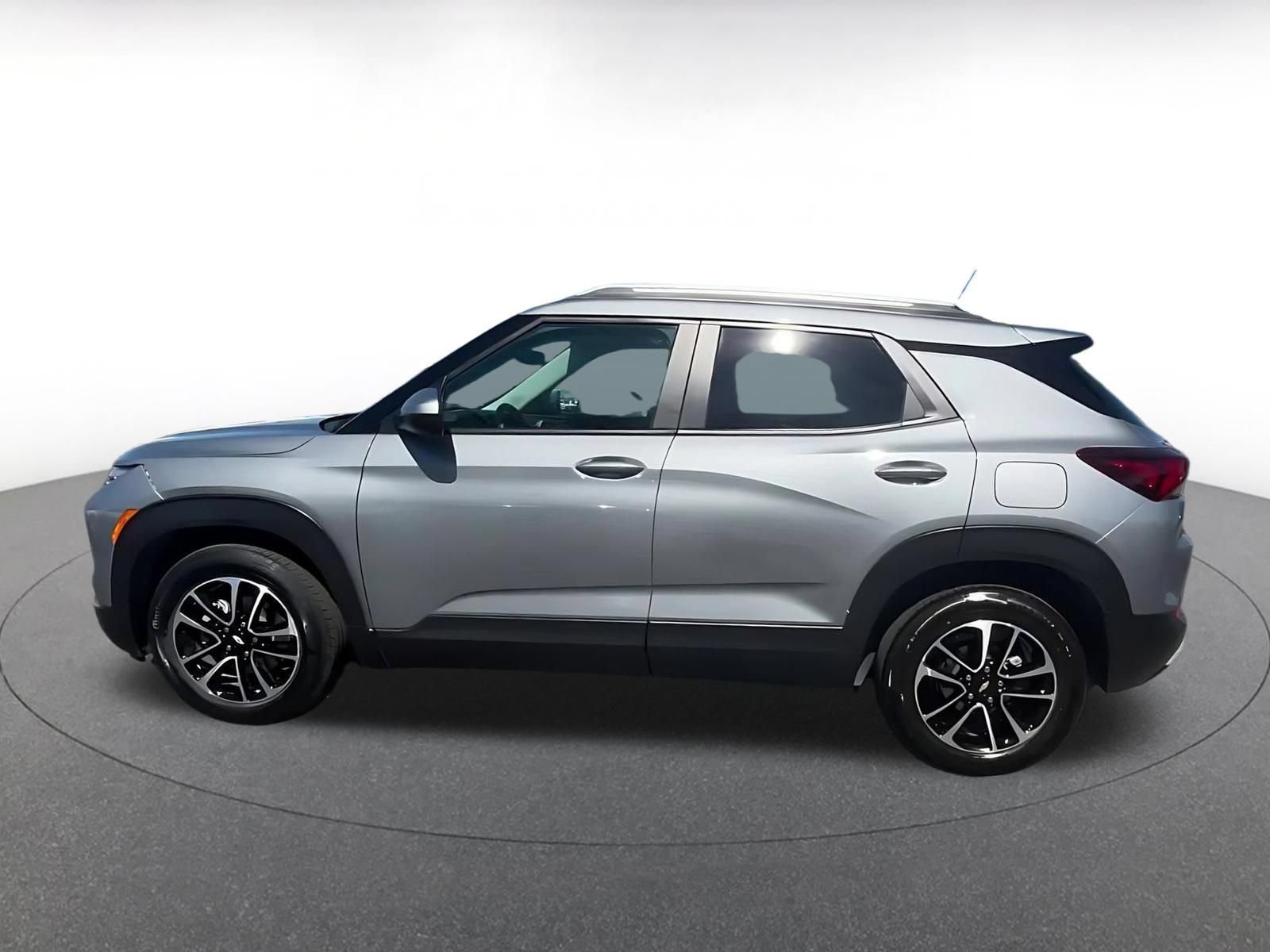 Thumbnail: 2025 Chevrolet TrailBlazer - 9