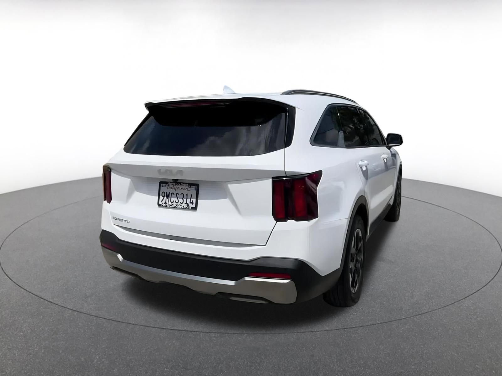 Thumbnail: 2024 Kia Sorento - 13