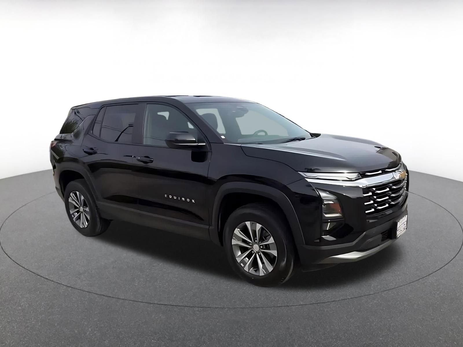 Thumbnail: 2025 Chevrolet Equinox - 1