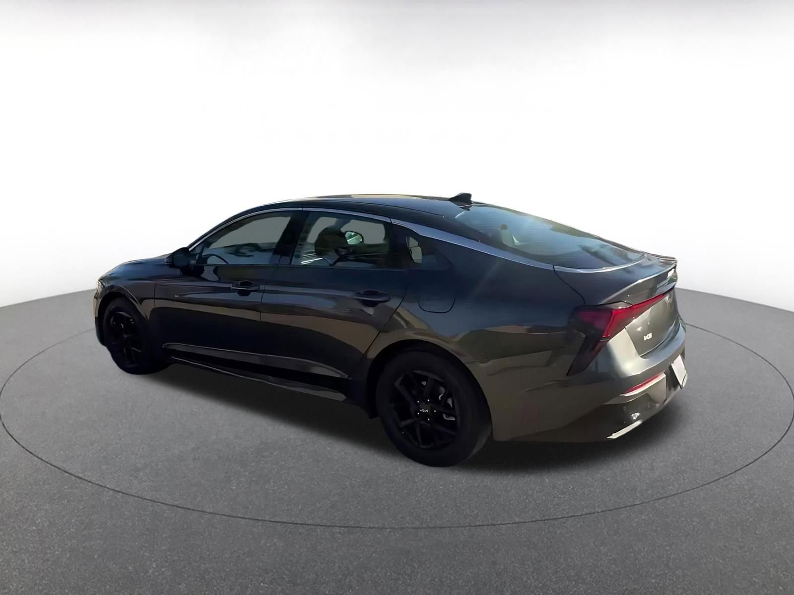 Thumbnail: 2025 Kia K5 - 10