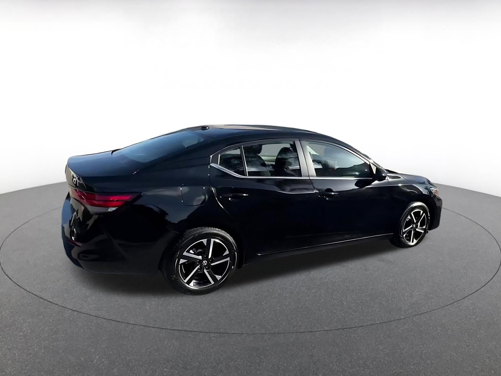 Thumbnail: 2025 Nissan Sentra - 15