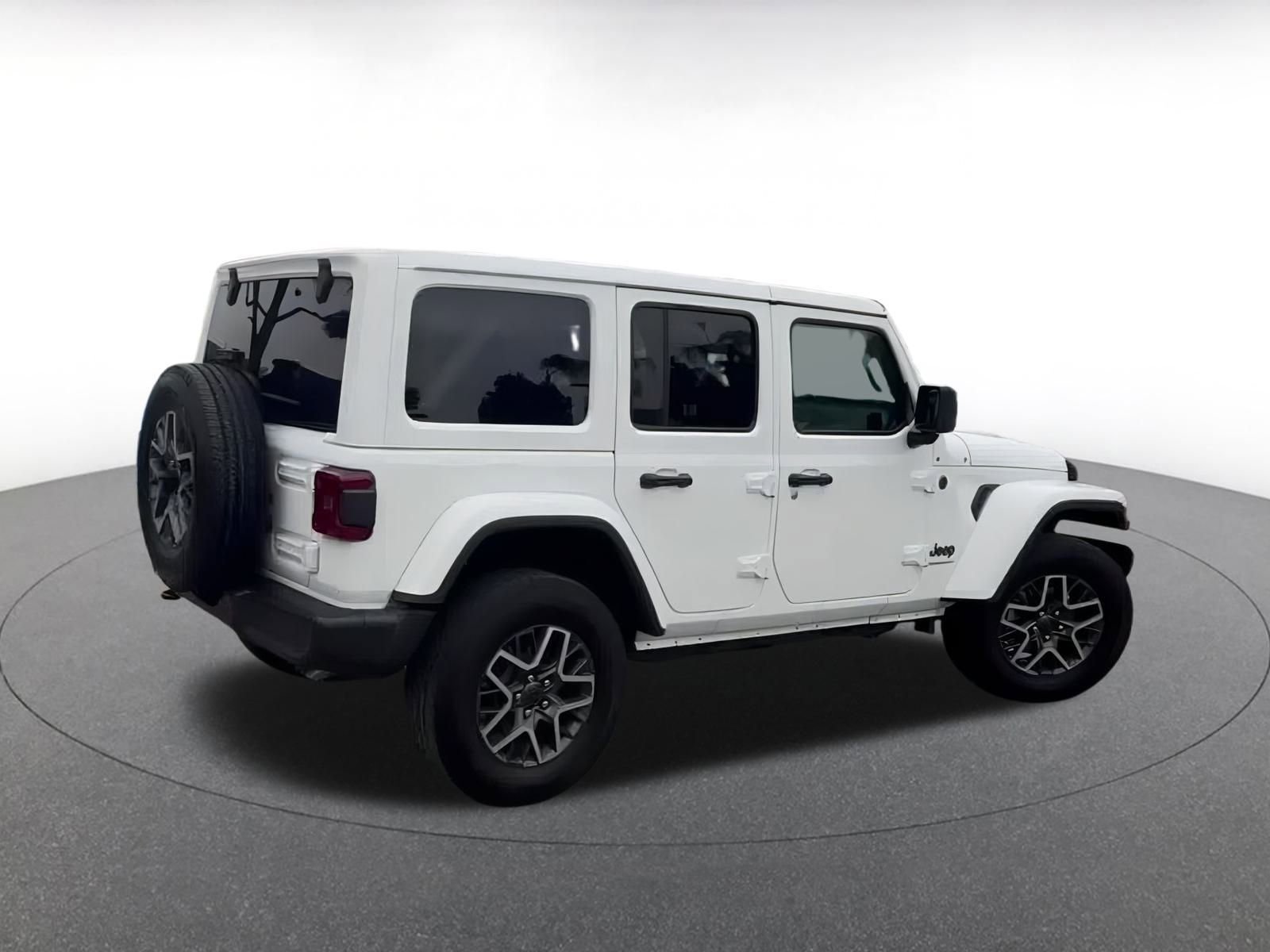 Thumbnail: 2025 Jeep Wrangler - 14