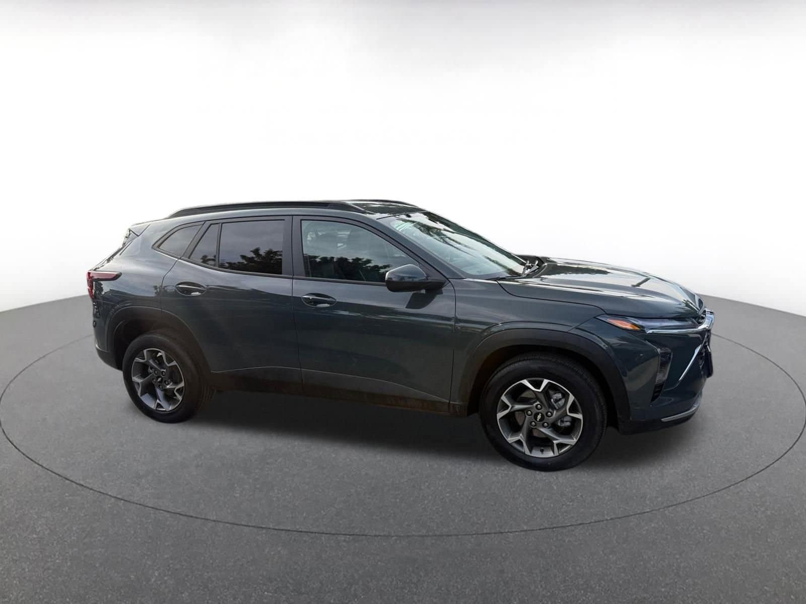 Thumbnail: 2025 Chevrolet Trax - 1