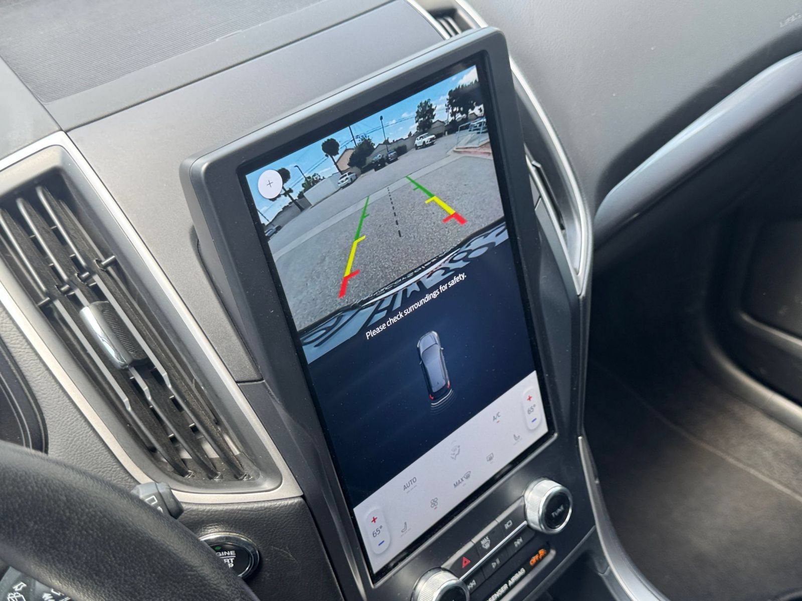 Thumbnail: 2024 Ford Edge - 25