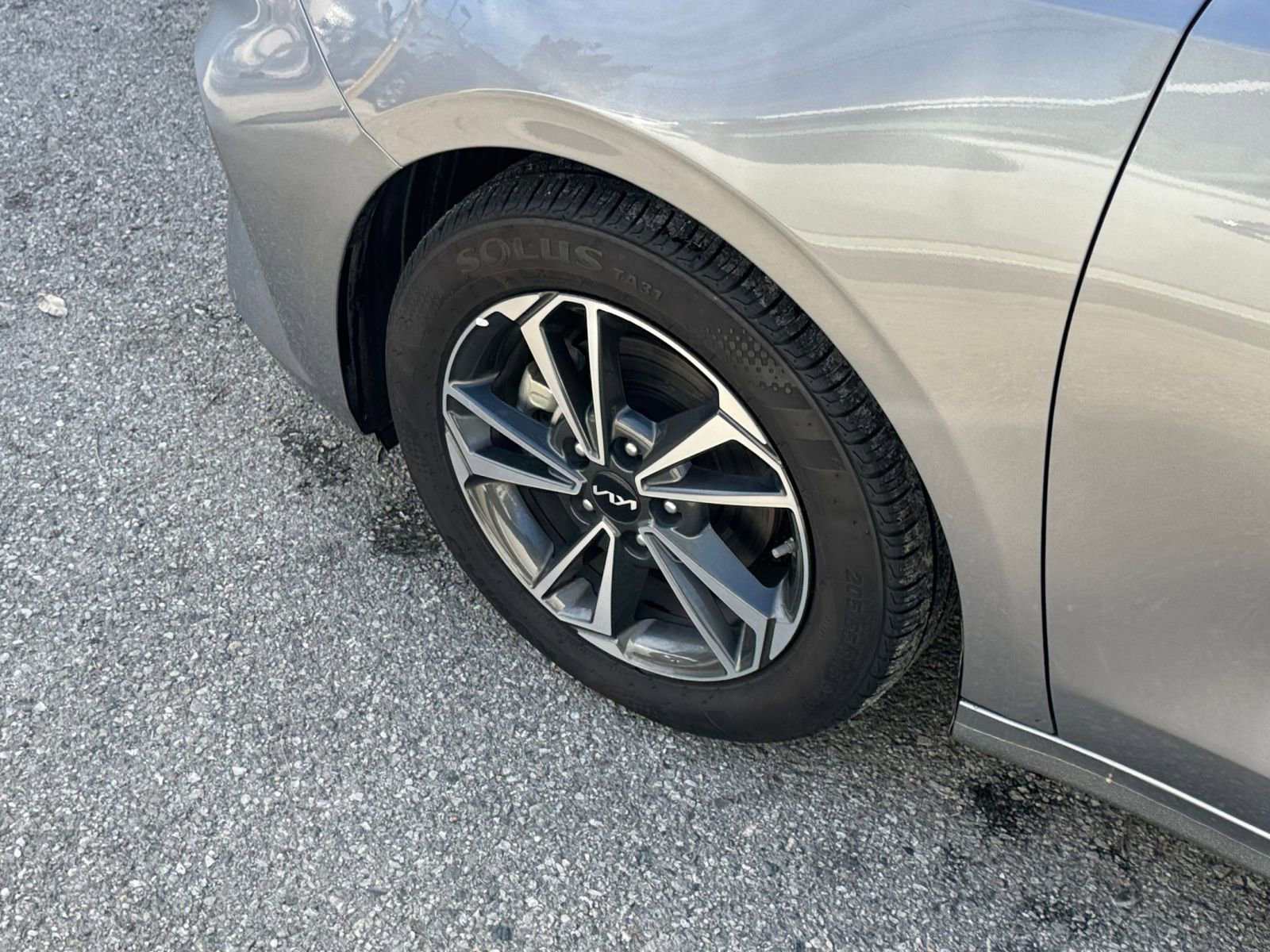 Thumbnail: 2024 Kia Forte - 28