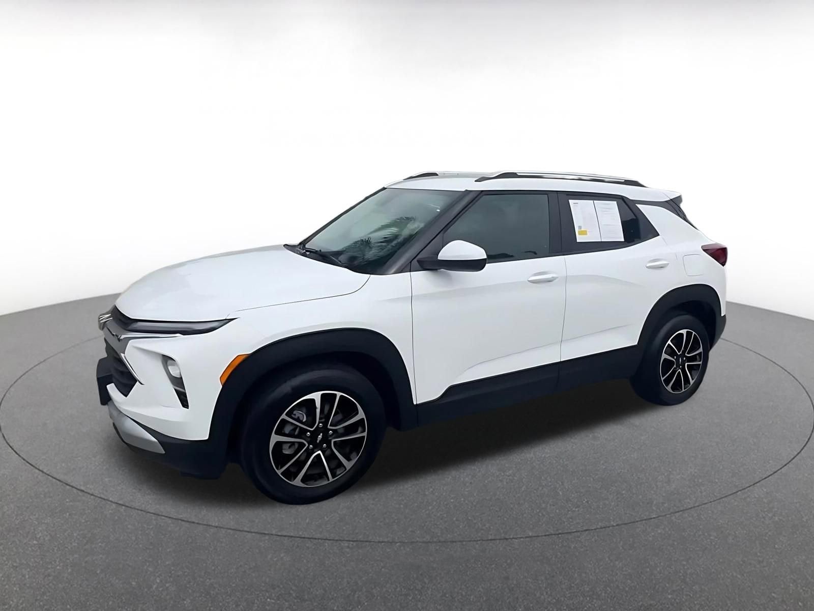 Thumbnail: 2025 Chevrolet TrailBlazer - 8