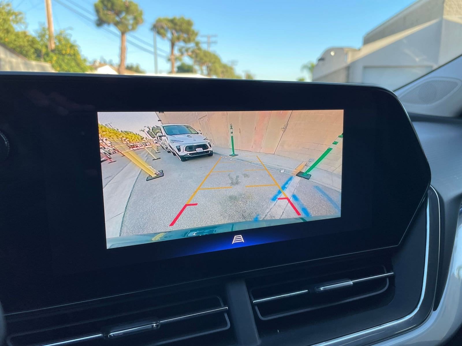 Thumbnail: 2025 Chevrolet Trax - 17