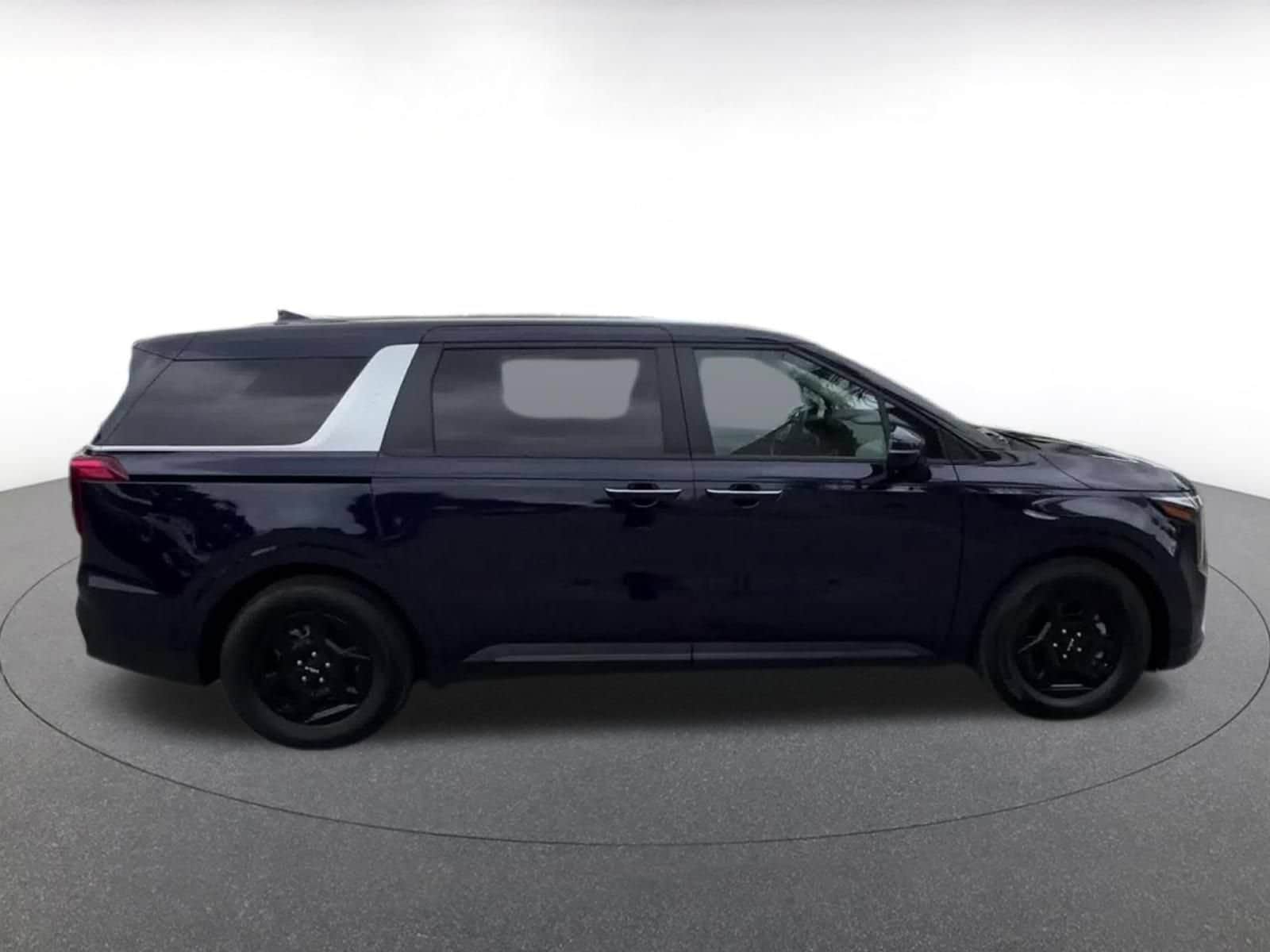 Thumbnail: 2026 Kia Carnival - 16